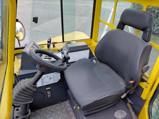 Mehrwege-Seitenstapler Combilift C4000