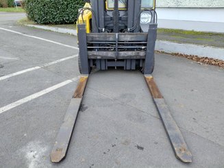 Mehrwege-Seitenstapler Combilift C4000