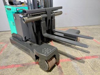 Mehrwege-Schubmaststapler Mitsubishi RBM25 N3